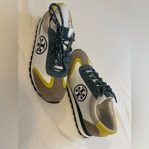 New Tory Burch size 7.5 multi color
